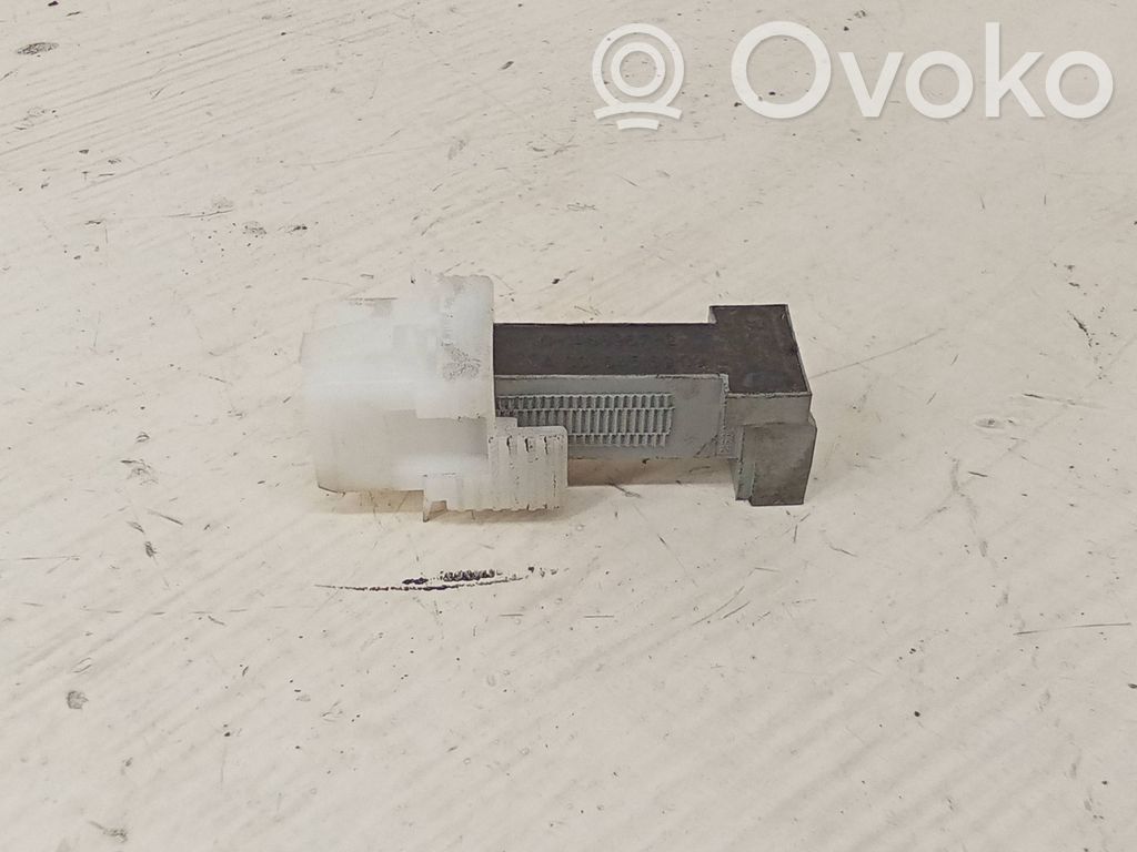 Sensor Bremspedal   A0015456309,014689672