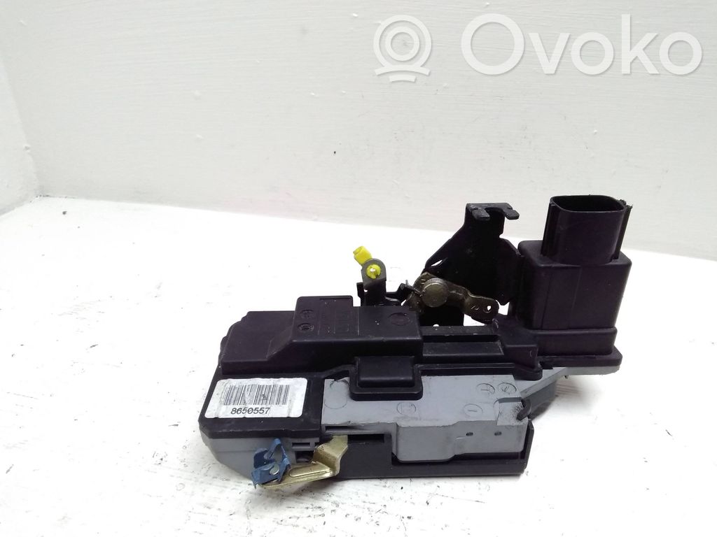 Volvo XC70 Aizmugurē slēdzene 