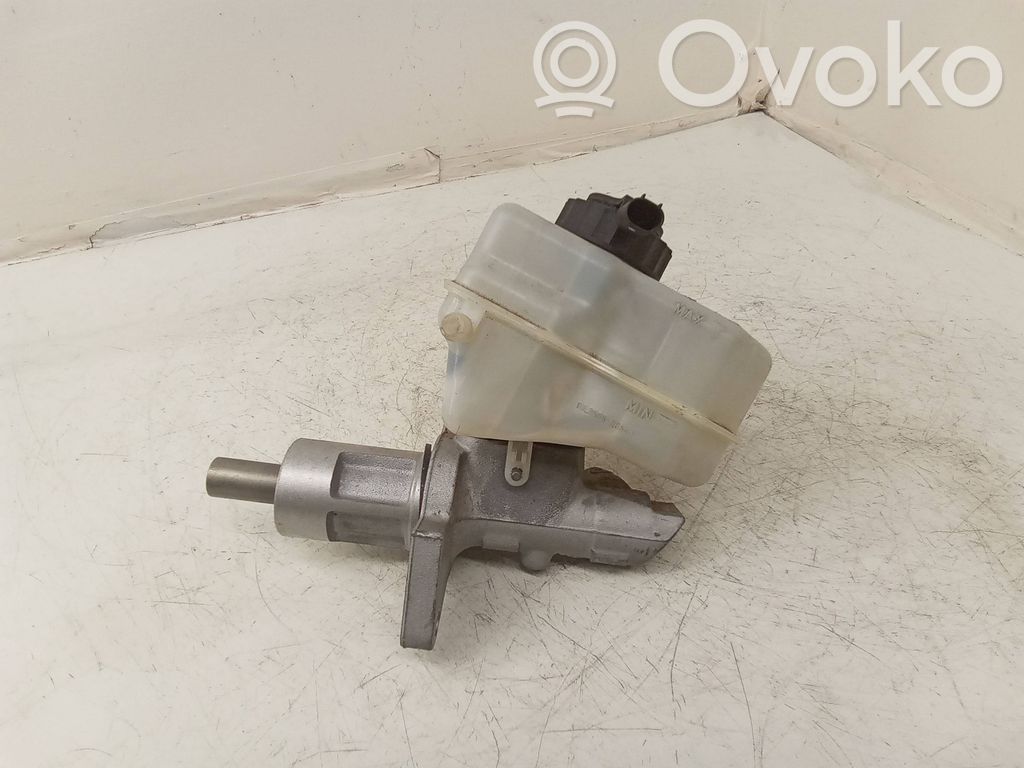 BMW 3 E90 E91 Pagrindinis stabdžių cilindriukas 