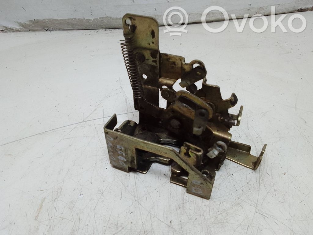 Opel Movano A Rear door lock 