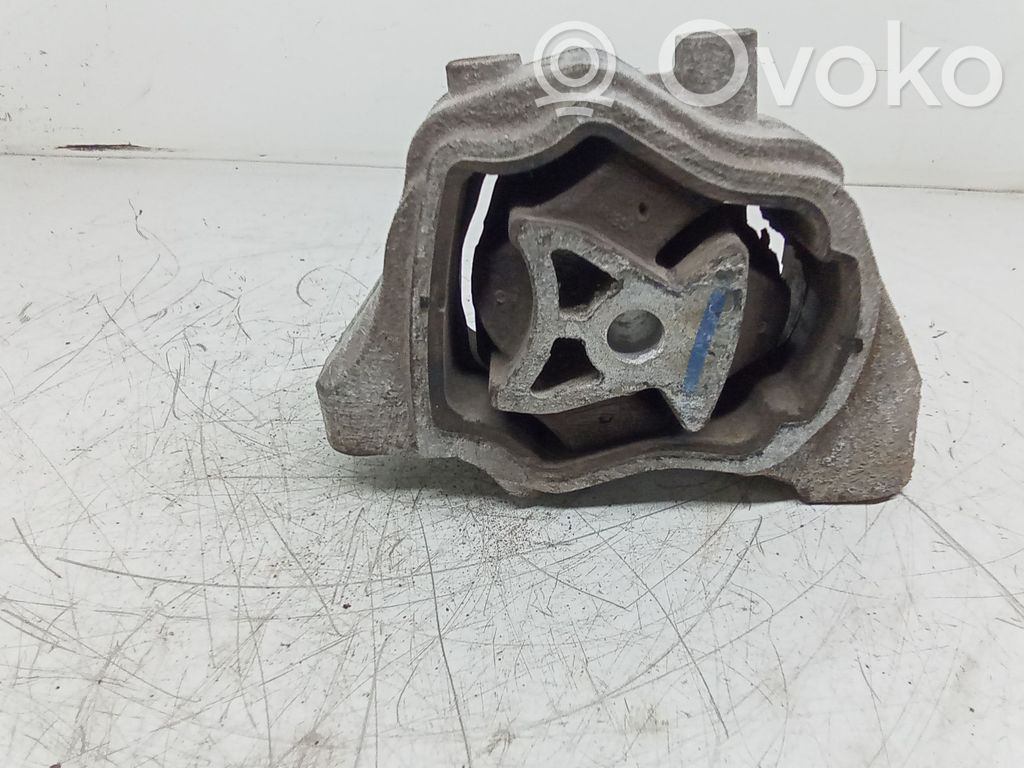 Engine mount bracket   8070M18,31277314