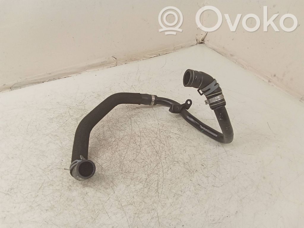 Volkswagen Touareg II Engine coolant pipe/hose 