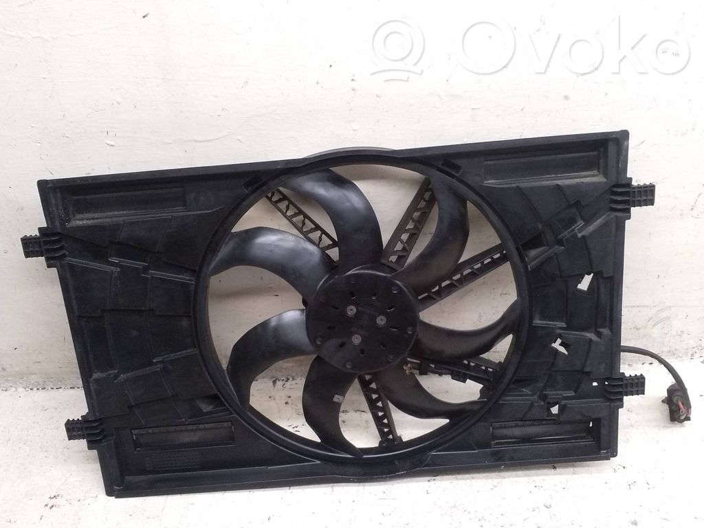 Volkswagen PASSAT B8 Electric radiator cooling fan 