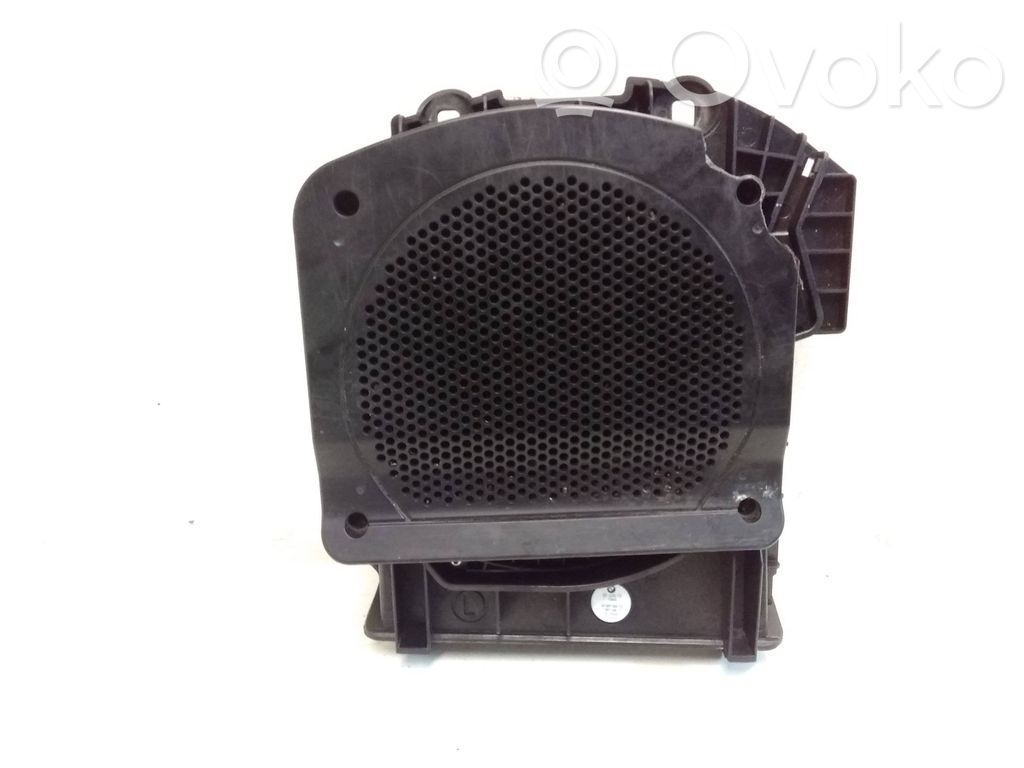 BMW 5 F10 F11 Subwoofer 