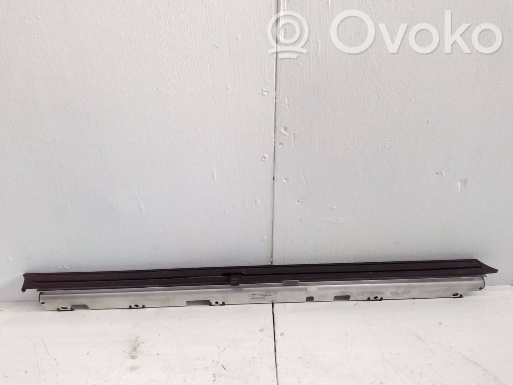 Audi A8 S8 D3 4E Rear door sun blind/shade 