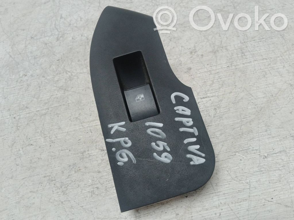 Chevrolet Captiva Electric window control switch 