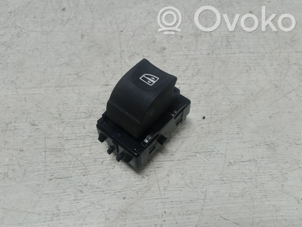 Renault Megane III Electric window control switch 