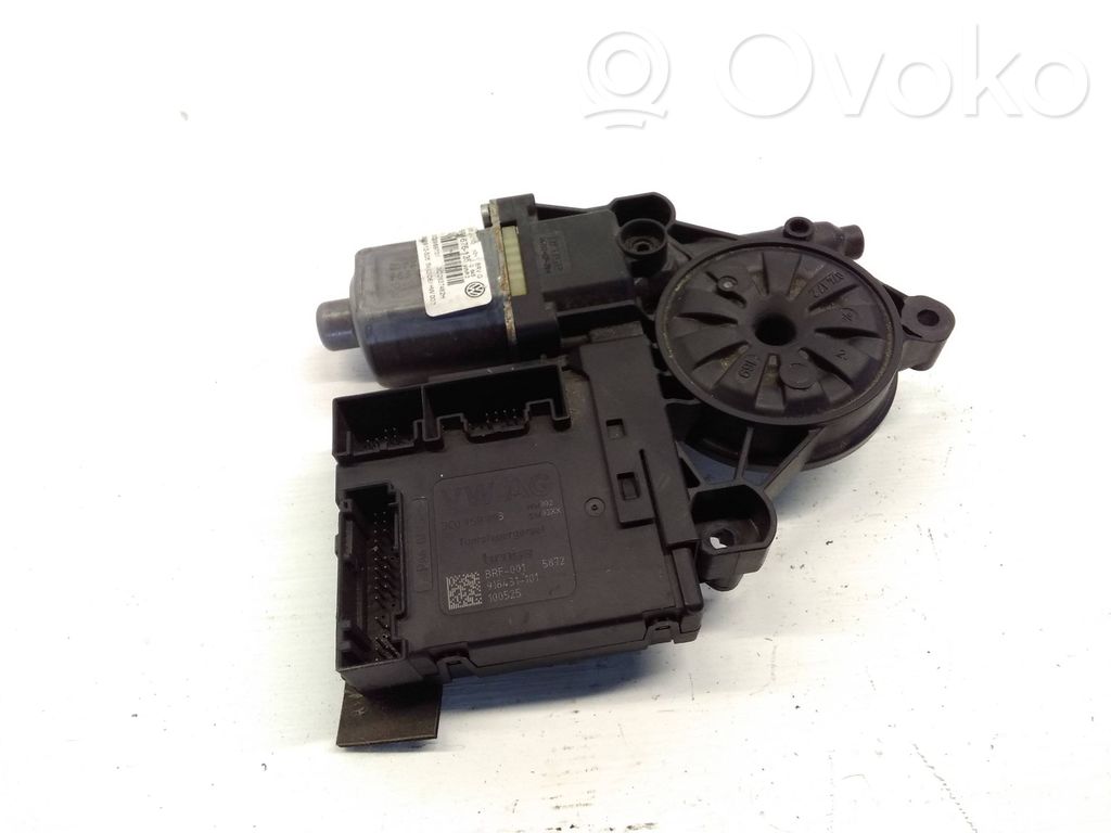 Volkswagen PASSAT B6 Silnik regulatora szyby drzwi przednich 