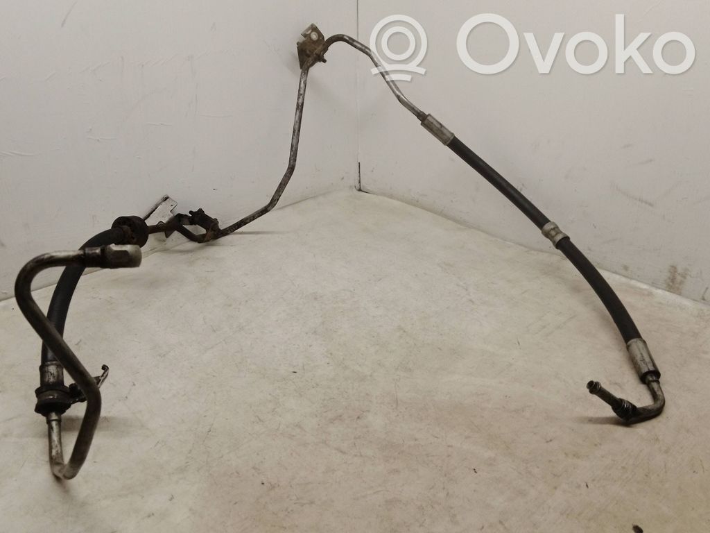 BMW 5 E60 E61 Ohjaustehostimen letkusto 