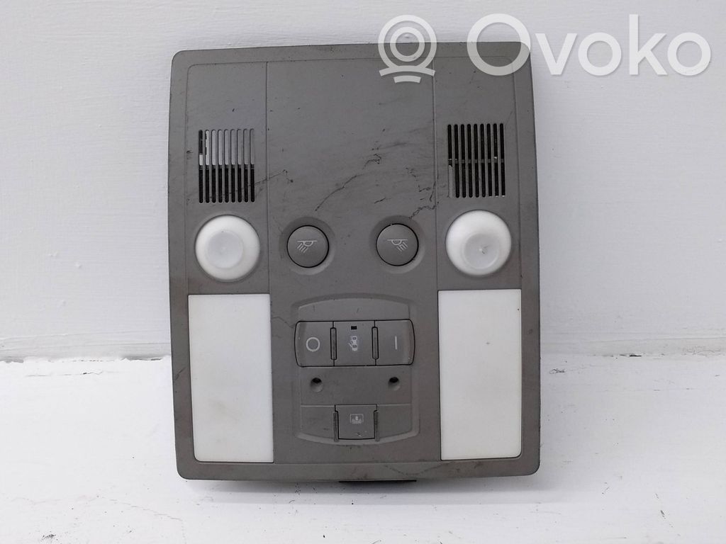 Audi A8 S8 D3 4E Takaistuimen valo 