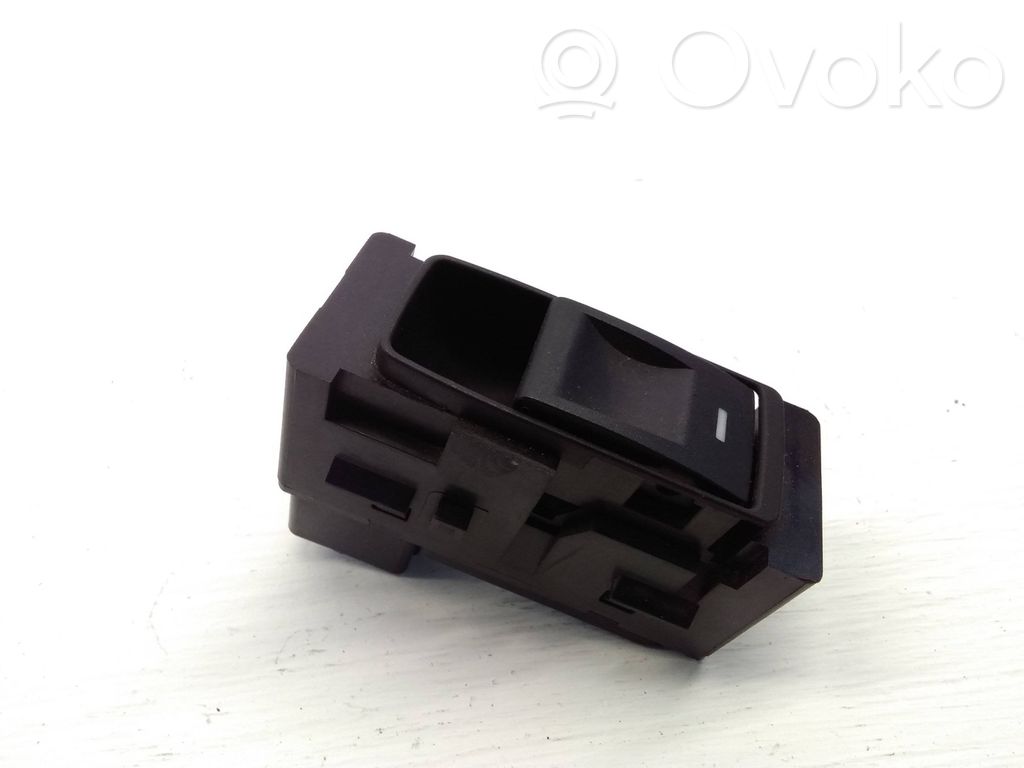 Jeep Grand Cherokee (WK) Electric window control switch 