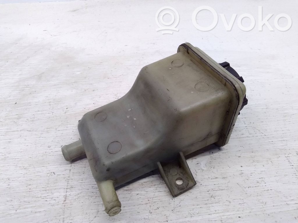 Opel Movano A Ohjaustehostimen nestesäiliö 