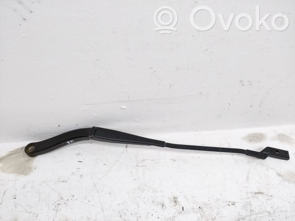 Opel Vivaro Braț ștergător față 