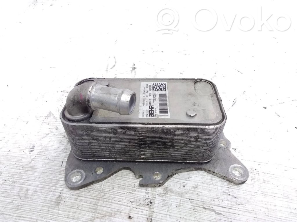 Mercedes-Benz Vito Viano W639 Mocowanie / uchwyt filtra oleju 