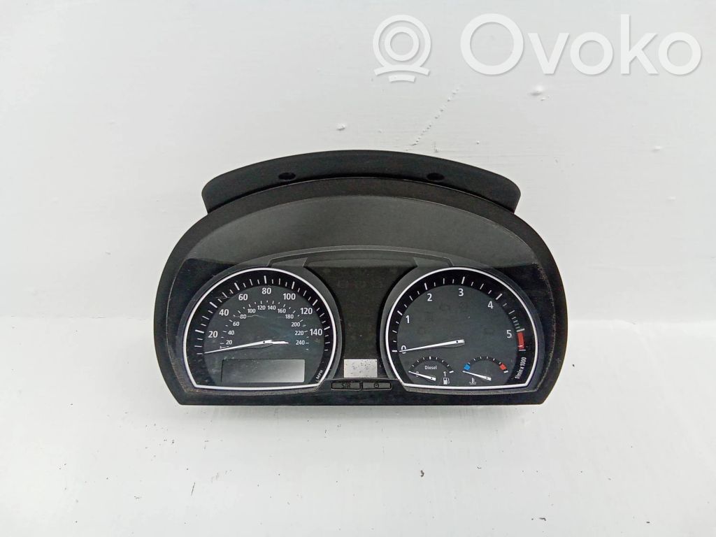 BMW X3 E83 Speedometer (instrument cluster) 
