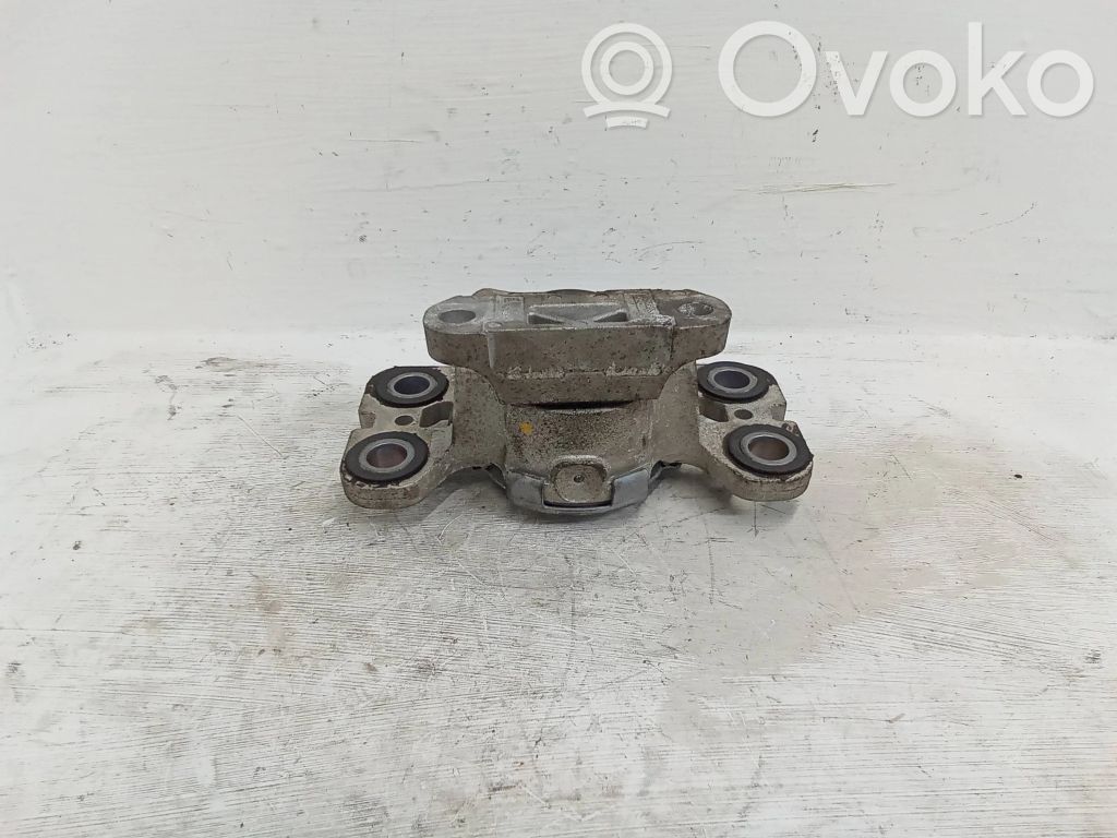 Volvo V60 Soporte de la caja de cambios 