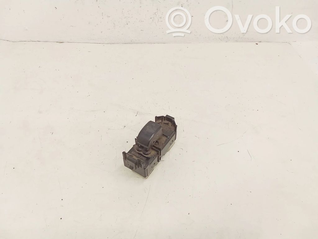 Toyota Corolla Verso E121 Przyciski szyb 