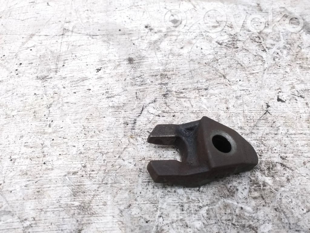 Peugeot Expert Bridă fixare injector 