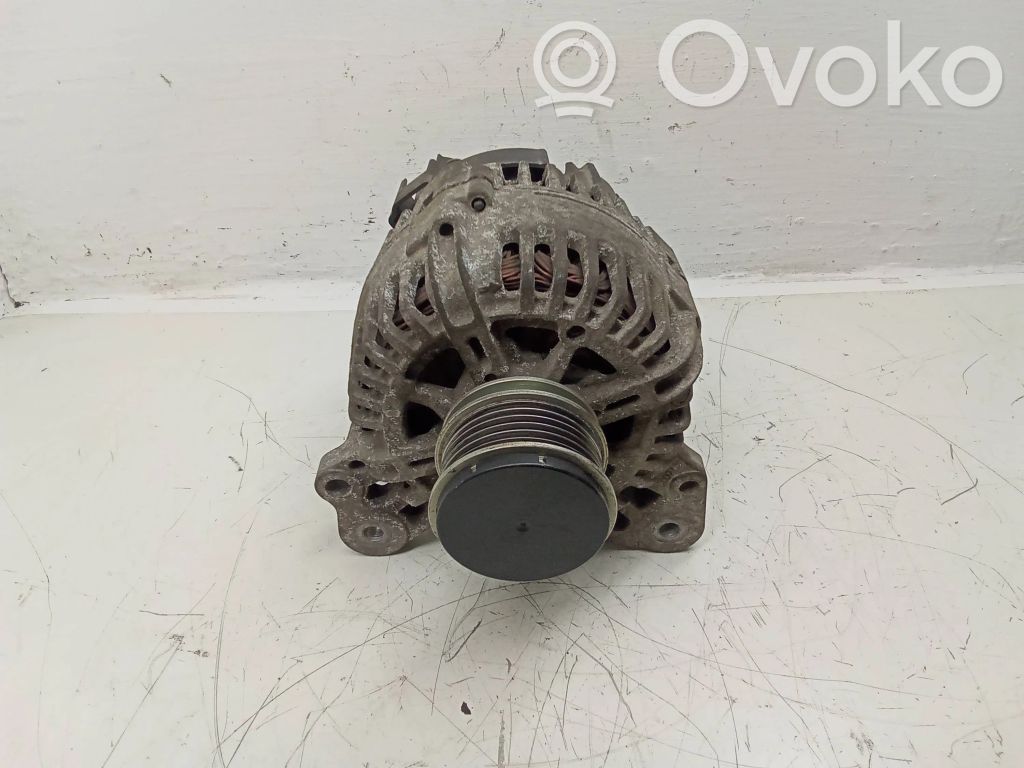 Skoda Roomster (5J) Alternator 
