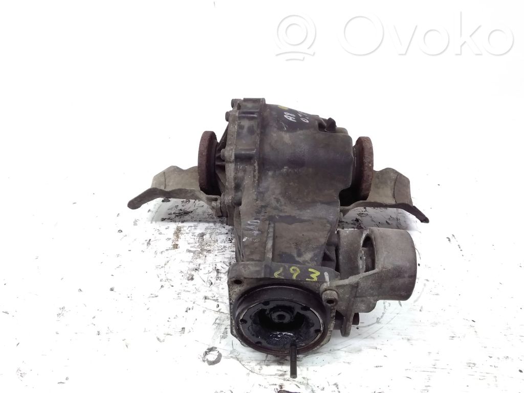 Audi A8 S8 D3 4E Galinis reduktorius 