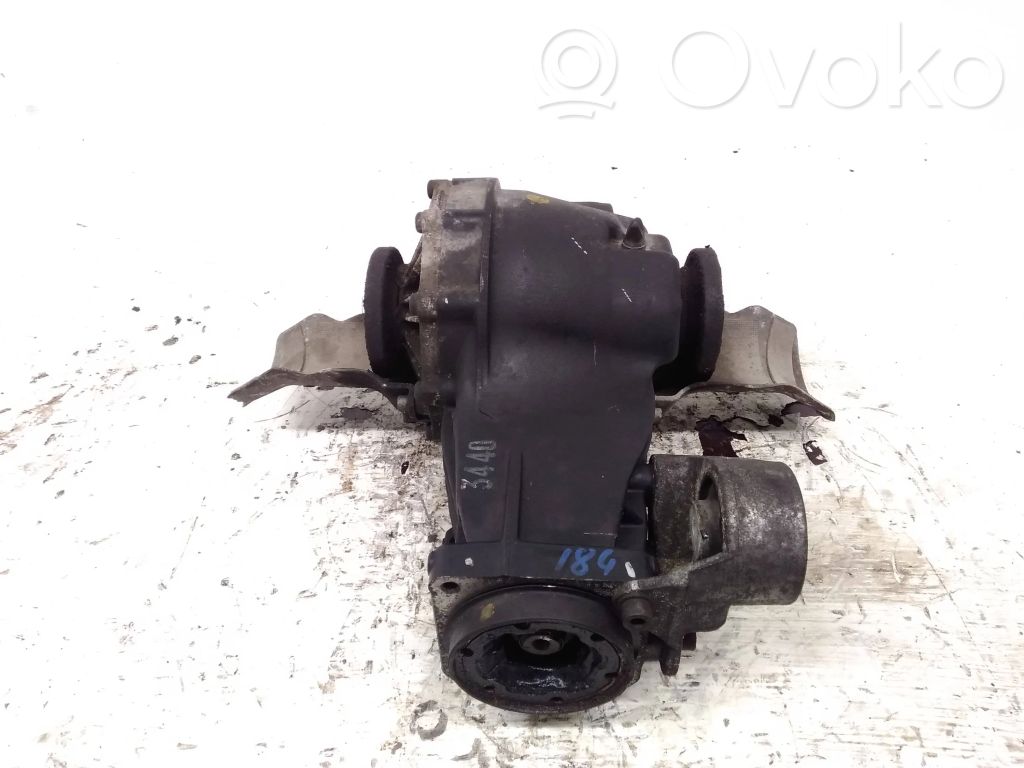 Audi A8 S8 D3 4E Galinis reduktorius 