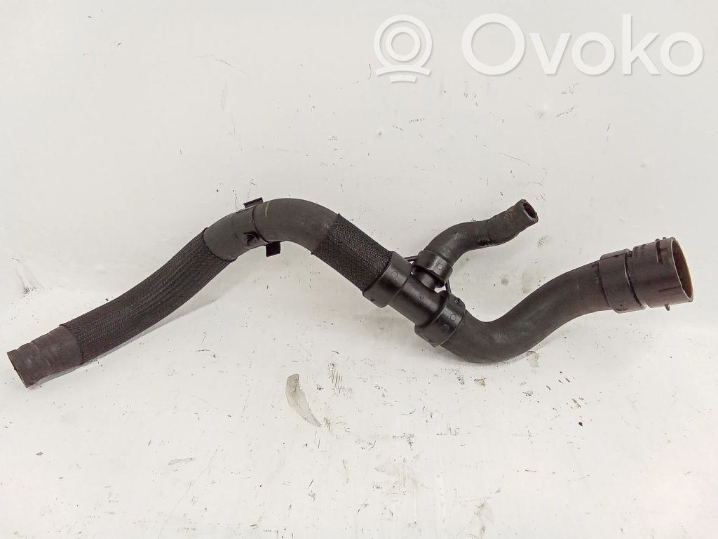 Engine coolant pipe/hose