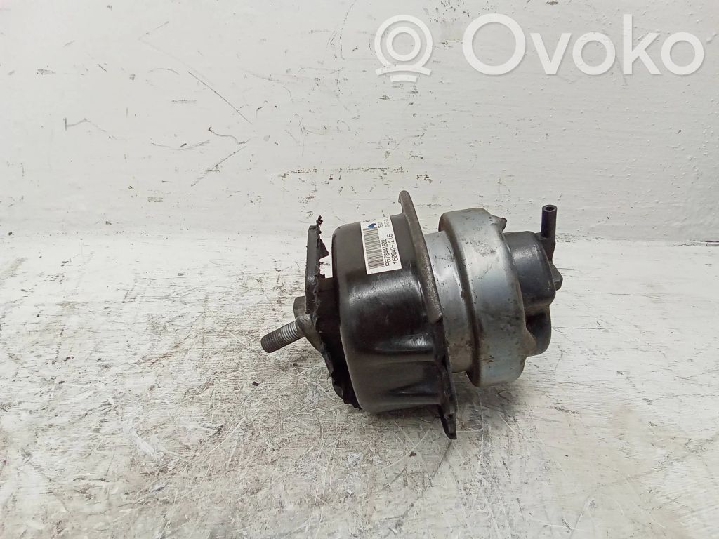 BMW X5 E70 Engine mount bracket 