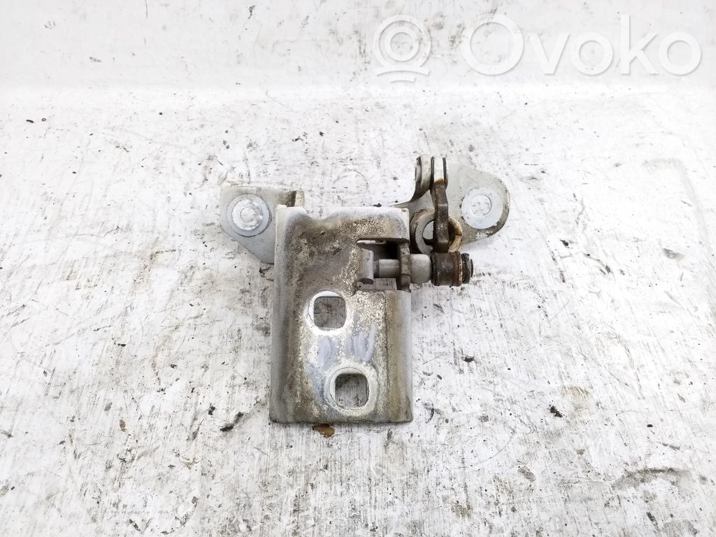 Chrysler Town & Country V Front door upper hinge 