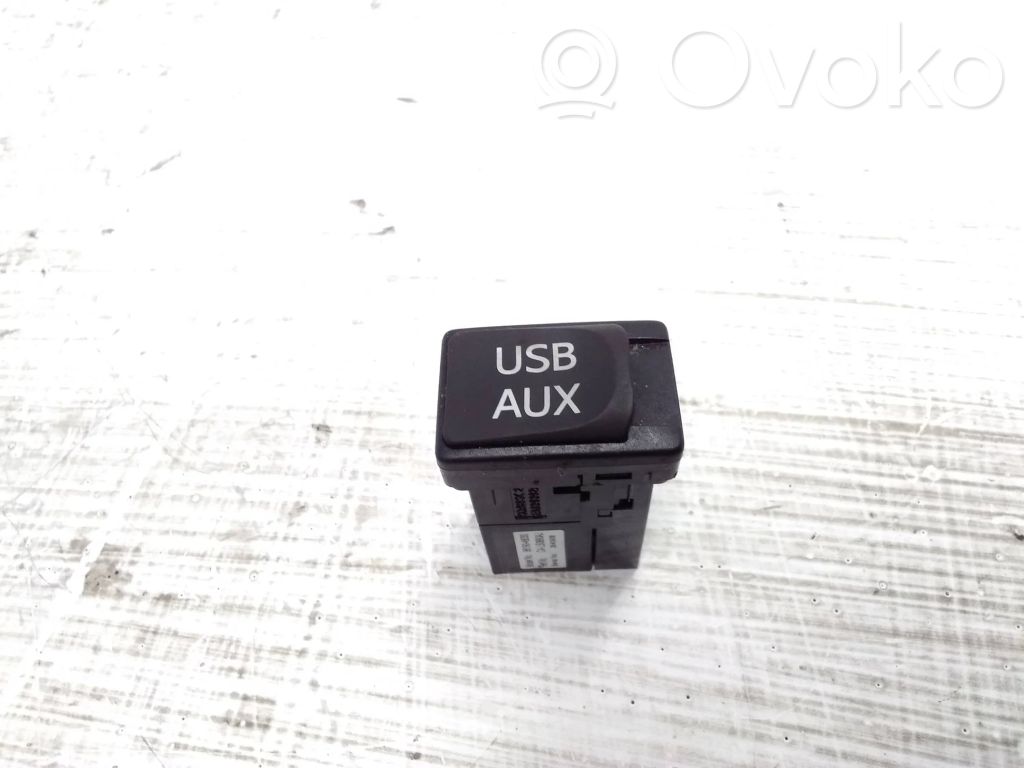 Lexus CT 200H Enchufe conector USB 