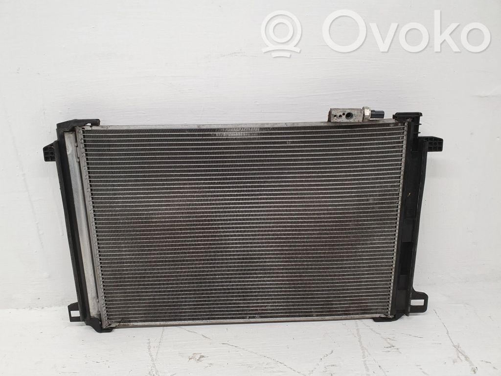 Mercedes-Benz E A207 Radiatore di raffreddamento A/C (condensatore)