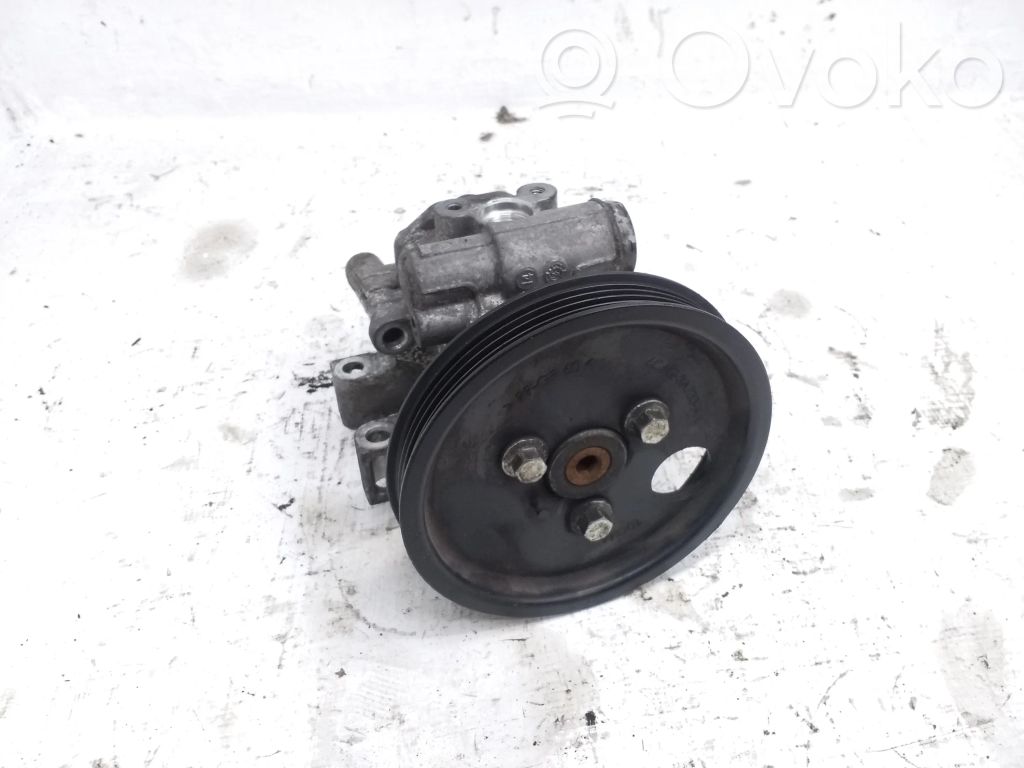 Peugeot Boxer Ohjaustehostimen pumppu 