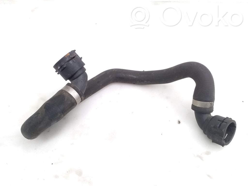 Audi A4 S4 B8 8K Tubo flessibile del liquido di raffreddamento del motore 