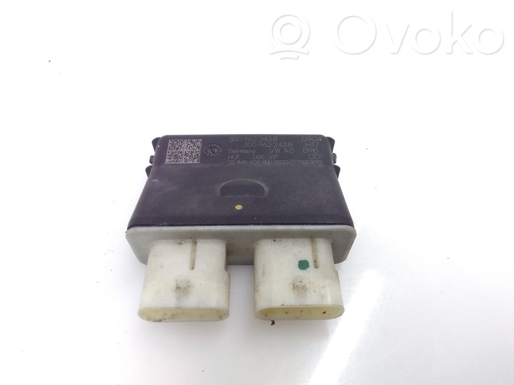 Porsche Panamera (971) Tailgate/trunk control unit/module 