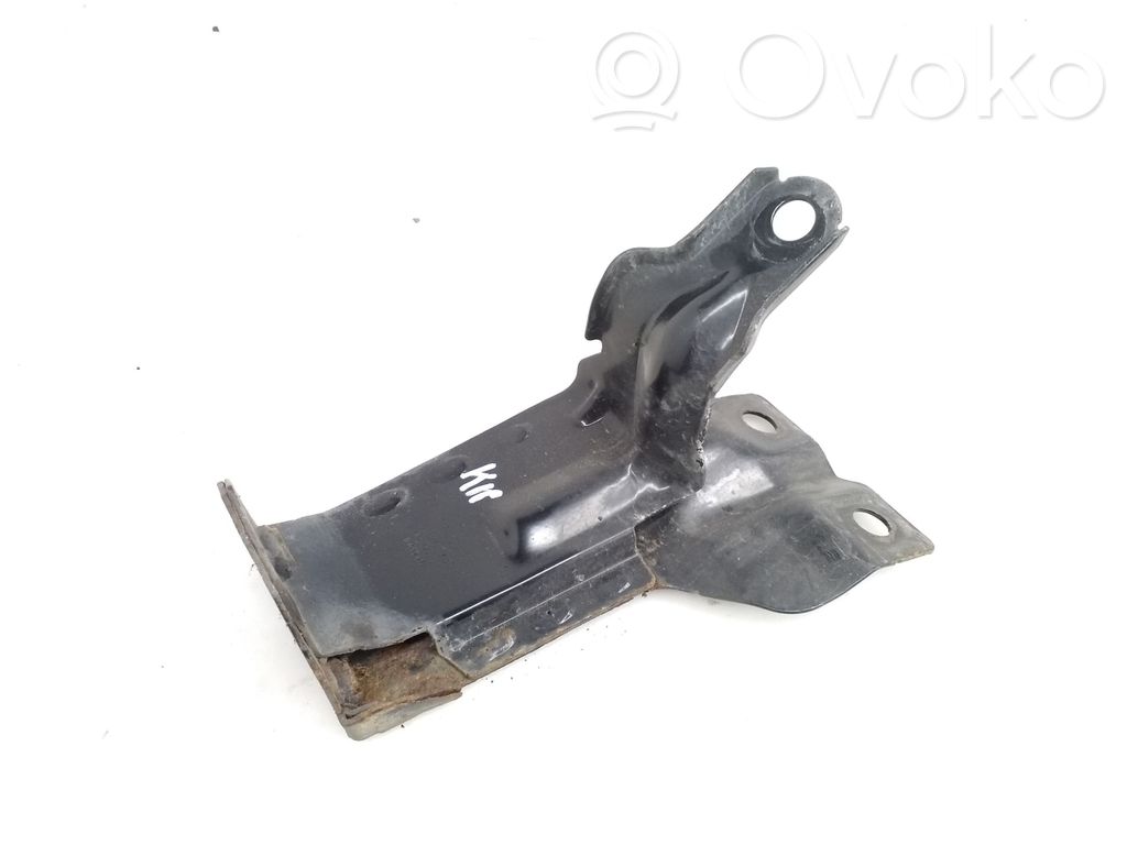 Volvo S60 Radiator mount bracket 