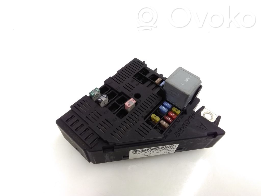 Volvo XC90 Fuse module 