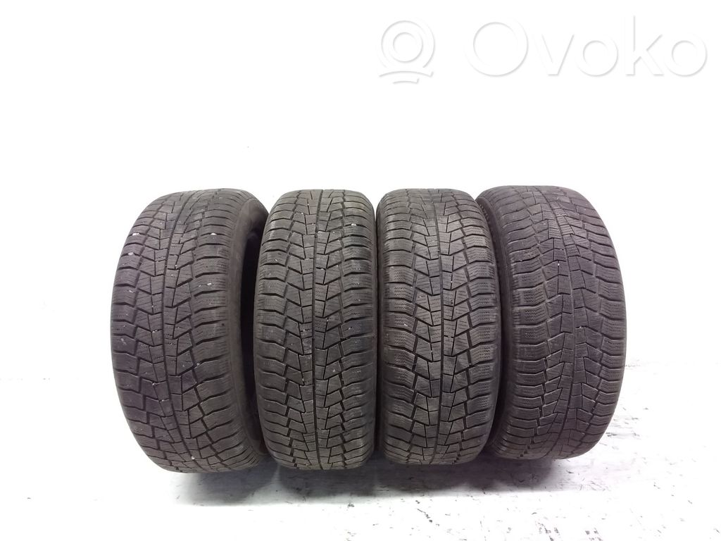 Ford Grand C-MAX Pneumatico invernale R16 