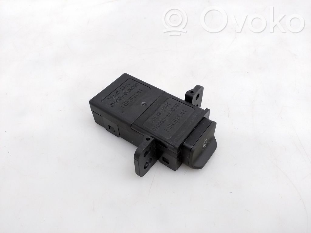 Nissan Juke II F16 Enchufe conector USB 