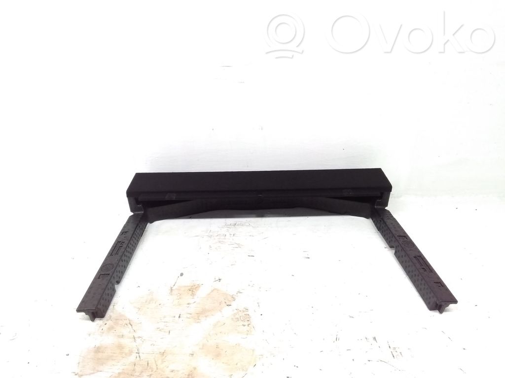 Mazda CX-30 Bagažinės grindys 
