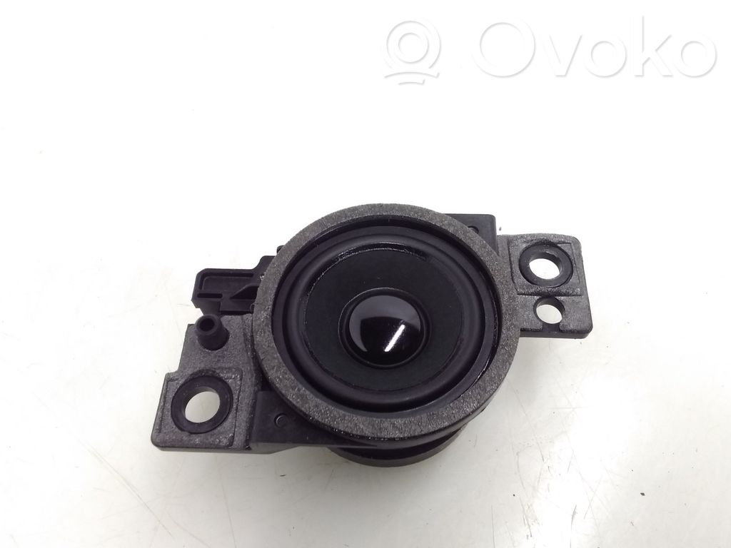 Mazda CX-30 Panel speaker 