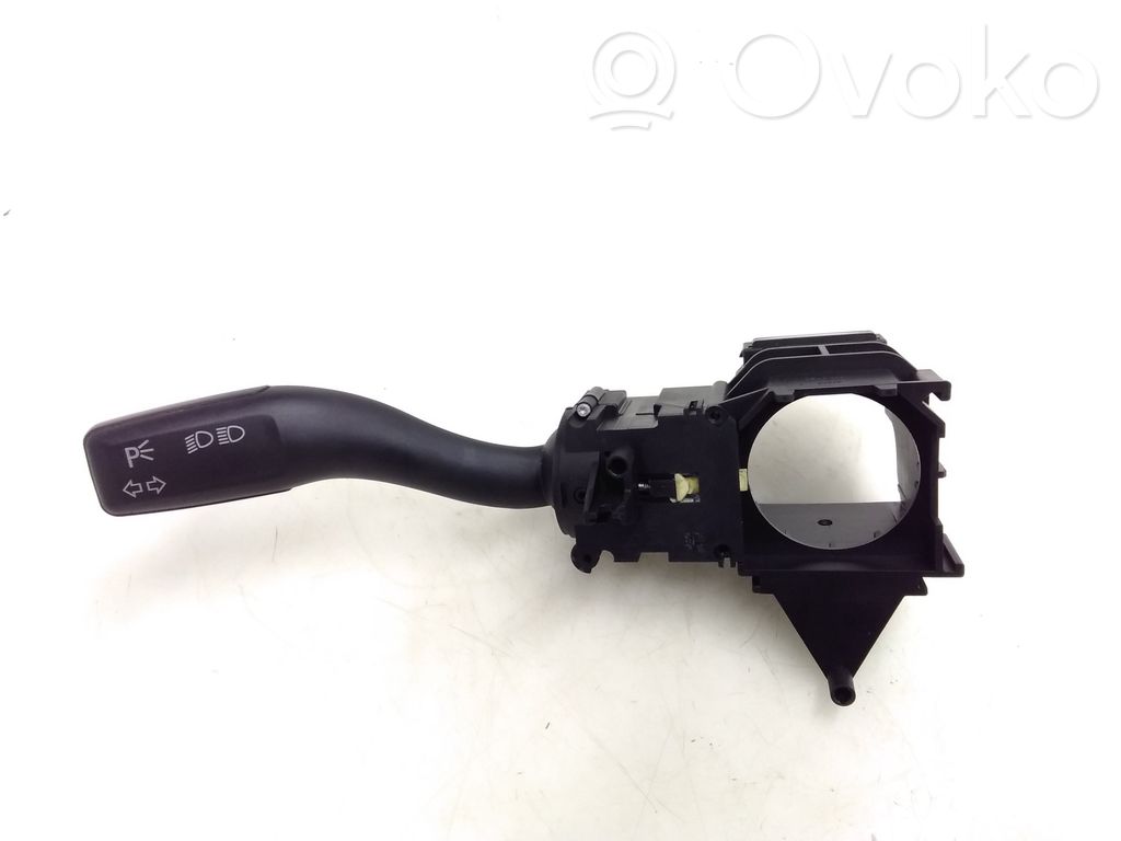 Audi Q7 4L Indicator stalk 