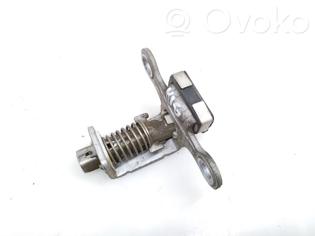 Volkswagen Amarok Tailgate lock latch 
