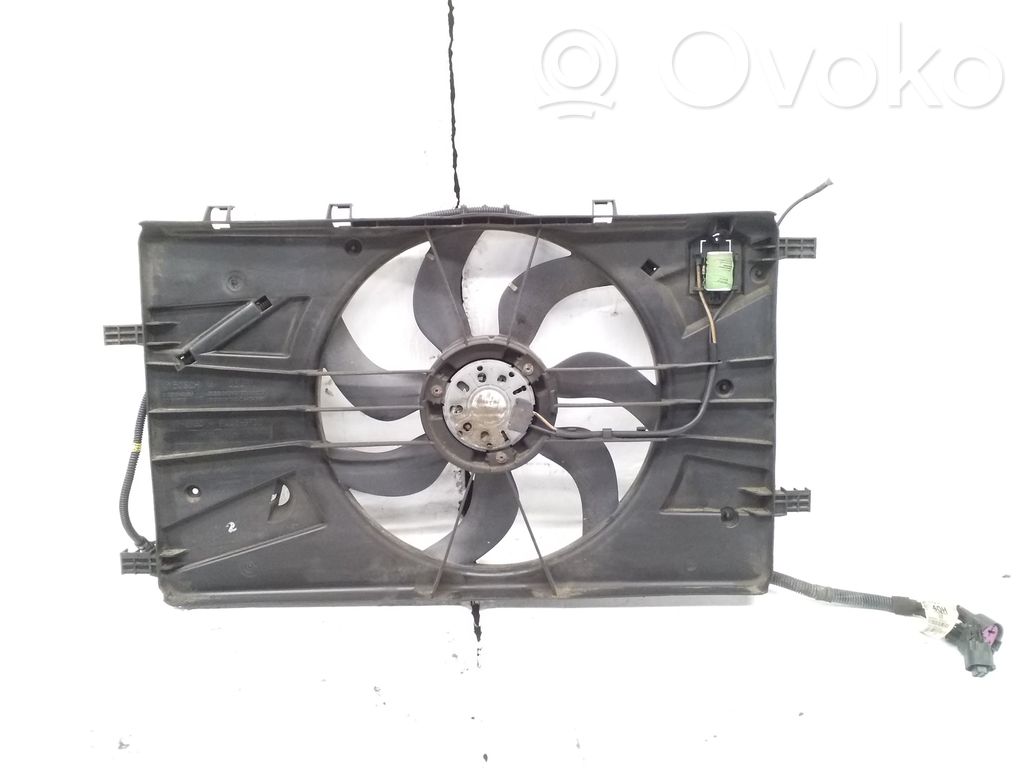 Opel Zafira C Elektryczny wentylator chłodnicy 