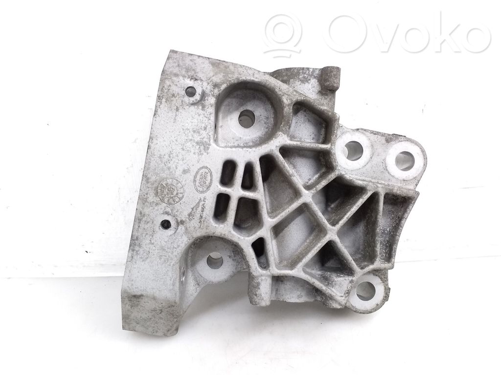 Land Rover Range Rover Evoque L538 Engine mounting bracket 
