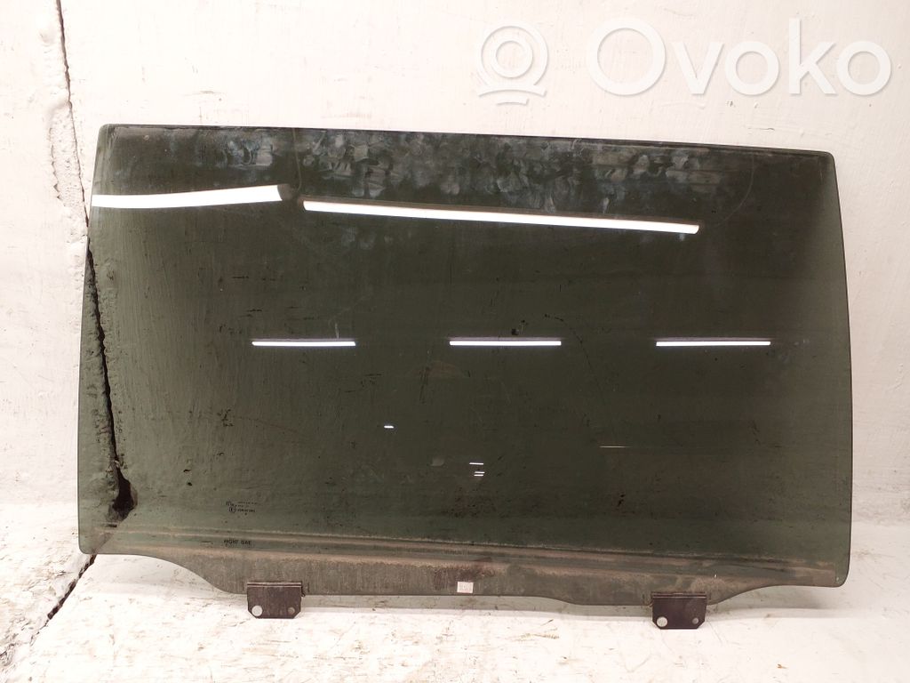 Chrysler Grand Voyager V Szyba drzwi tylnych 