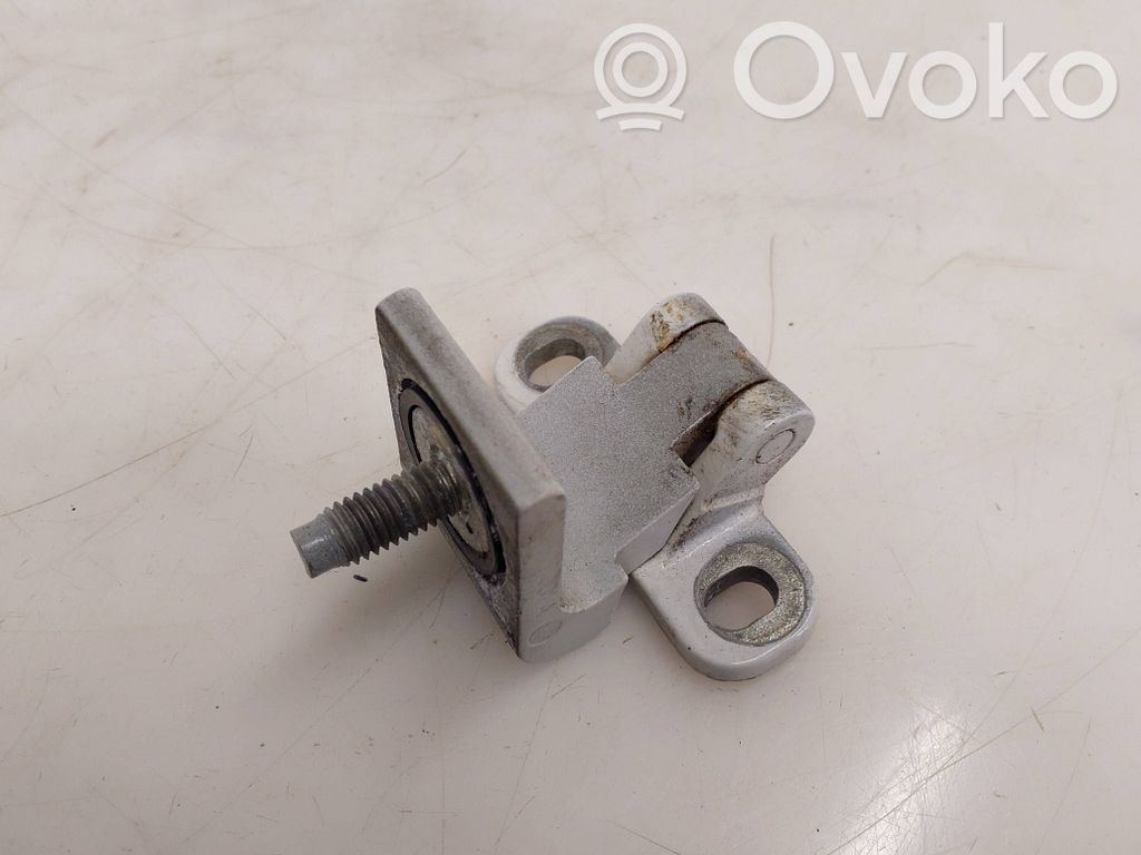 Volkswagen Tiguan Cerniera portellone posteriore/bagagliaio