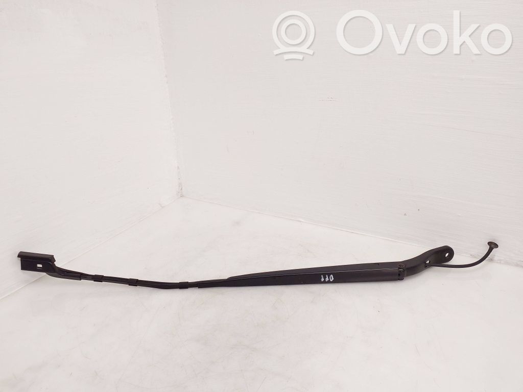 Citroen Berlingo Front wiper blade arm 