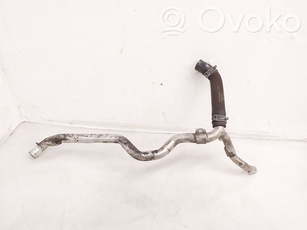 Audi A8 S8 D4 4H Tubo flessibile del liquido di raffreddamento del motore