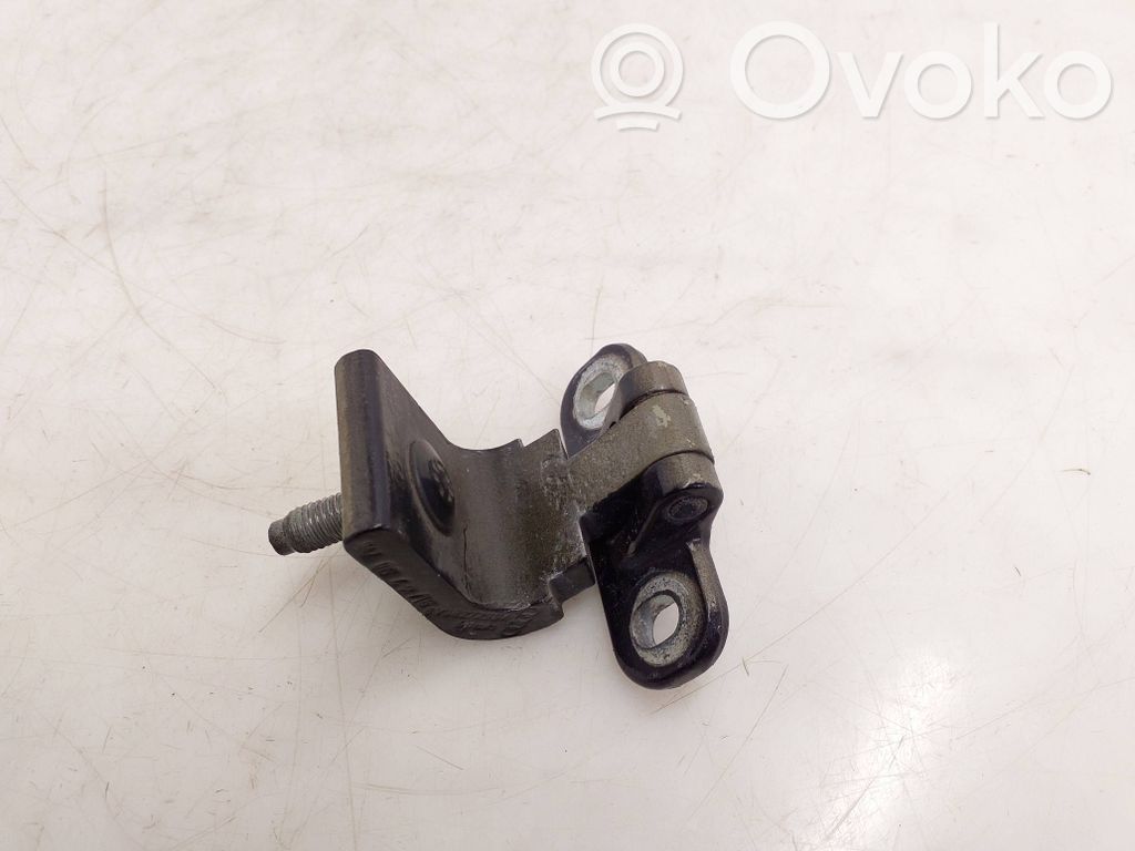 Volkswagen PASSAT B8 Cerniera portellone posteriore/bagagliaio