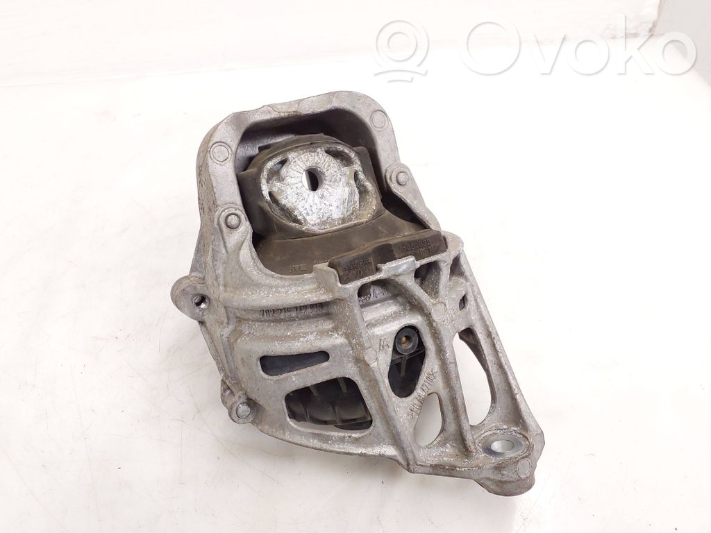 Porsche Cayenne (9Y0 9Y3) Engine mount bracket 