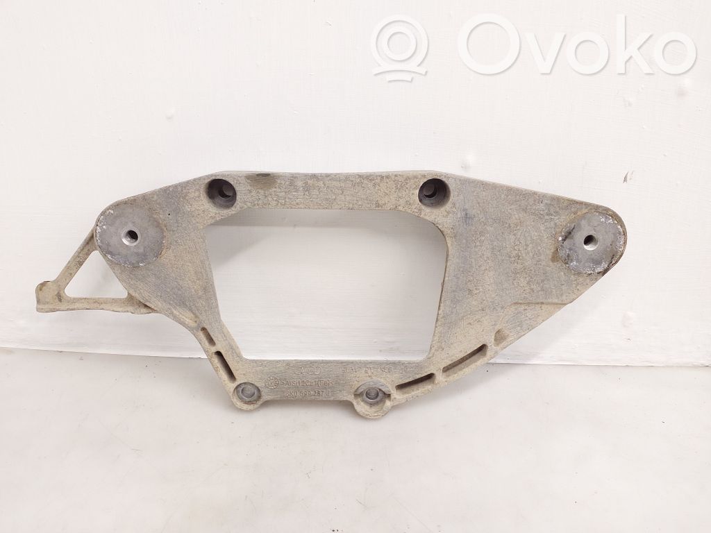 Audi A6 Allroad C7 Rear differential/diff mount bracket 